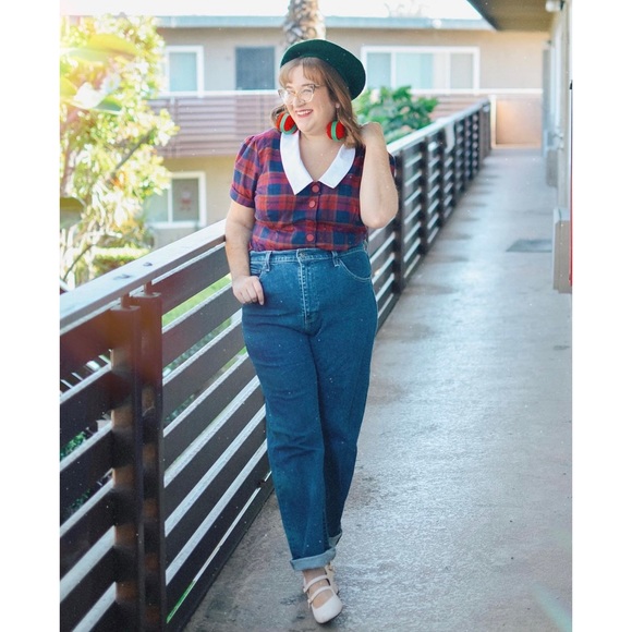 Levi’s 701 High Rise Straight Jeans - Picture 6 of 6